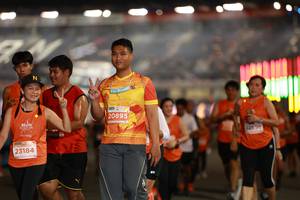 BIB: 20895, 22698, 23184
                            <button type="button" onclick="openModal(14346783)" class="btn btn-primary btn-sm float-right btn-popup" data-toggle="modal" data-target=".modal-high-quality">
                        <i class="fas fa-shopping-cart"></i> Add to Cart
                    </button>
                                            <button type="button" onclick="isThisMe(14346783, true)" class="btn btn-success btn-sm float-right btn-popup btn-isme hidden" data-toggle="tooltip" data-placement="bottom" title="นี่คือรูปของคุณใช่ไหม คลิกที่นี่เพื่อเอาเข้าอัลบั้ม">
                        <i class="fas fa-plus"></i> Add to album
                    </button>
                    <button type="button" onclick="isThisMe(14346783, false)" class="btn btn-warning btn-sm float-right btn-popup btn-isnotme hidden">
                        <i class="fas fa-ban"></i> Remove from album
                    </button>