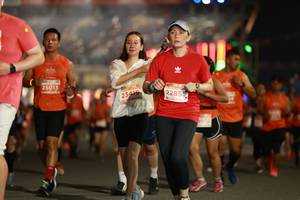 BIB: 25013, 23419, 22855
                            <button type="button" onclick="openModal(14299612)" class="btn btn-primary btn-sm float-right btn-popup" data-toggle="modal" data-target=".modal-high-quality">
                        <i class="fas fa-shopping-cart"></i> Add to Cart
                    </button>
                                            <button type="button" onclick="isThisMe(14299612, true)" class="btn btn-success btn-sm float-right btn-popup btn-isme hidden" data-toggle="tooltip" data-placement="bottom" title="นี่คือรูปของคุณใช่ไหม คลิกที่นี่เพื่อเอาเข้าอัลบั้ม">
                        <i class="fas fa-plus"></i> Add to album
                    </button>
                    <button type="button" onclick="isThisMe(14299612, false)" class="btn btn-warning btn-sm float-right btn-popup btn-isnotme hidden">
                        <i class="fas fa-ban"></i> Remove from album
                    </button>