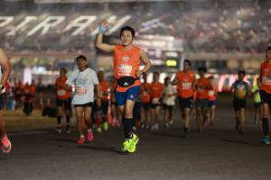 BIB: 2529
                            <button type="button" onclick="openModal(14262816)" class="btn btn-primary btn-sm float-right btn-popup" data-toggle="modal" data-target=".modal-high-quality">
                        <i class="fas fa-shopping-cart"></i> Add to Cart
                    </button>
                                            <button type="button" onclick="isThisMe(14262816, true)" class="btn btn-success btn-sm float-right btn-popup btn-isme hidden" data-toggle="tooltip" data-placement="bottom" title="นี่คือรูปของคุณใช่ไหม คลิกที่นี่เพื่อเอาเข้าอัลบั้ม">
                        <i class="fas fa-plus"></i> Add to album
                    </button>
                    <button type="button" onclick="isThisMe(14262816, false)" class="btn btn-warning btn-sm float-right btn-popup btn-isnotme hidden">
                        <i class="fas fa-ban"></i> Remove from album
                    </button>