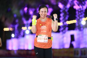 BIB: 202, 23764
                            <button type="button" onclick="openModal(14091408)" class="btn btn-primary btn-sm float-right btn-popup" data-toggle="modal" data-target=".modal-high-quality">
                        <i class="fas fa-shopping-cart"></i> Add to Cart
                    </button>
                                            <button type="button" onclick="isThisMe(14091408, true)" class="btn btn-success btn-sm float-right btn-popup btn-isme hidden" data-toggle="tooltip" data-placement="bottom" title="นี่คือรูปของคุณใช่ไหม คลิกที่นี่เพื่อเอาเข้าอัลบั้ม">
                        <i class="fas fa-plus"></i> Add to album
                    </button>
                    <button type="button" onclick="isThisMe(14091408, false)" class="btn btn-warning btn-sm float-right btn-popup btn-isnotme hidden">
                        <i class="fas fa-ban"></i> Remove from album
                    </button>
