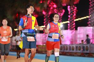 BIB: 22050, 20198, 2969
                            <button type="button" onclick="openModal(14099447)" class="btn btn-primary btn-sm float-right btn-popup" data-toggle="modal" data-target=".modal-high-quality">
                        <i class="fas fa-shopping-cart"></i> Add to Cart
                    </button>
                                            <button type="button" onclick="isThisMe(14099447, true)" class="btn btn-success btn-sm float-right btn-popup btn-isme hidden" data-toggle="tooltip" data-placement="bottom" title="นี่คือรูปของคุณใช่ไหม คลิกที่นี่เพื่อเอาเข้าอัลบั้ม">
                        <i class="fas fa-plus"></i> Add to album
                    </button>
                    <button type="button" onclick="isThisMe(14099447, false)" class="btn btn-warning btn-sm float-right btn-popup btn-isnotme hidden">
                        <i class="fas fa-ban"></i> Remove from album
                    </button>