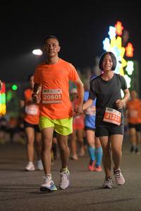 BIB: 20601, 21222
                            <button type="button" onclick="openModal(14398817)" class="btn btn-primary btn-sm float-right btn-popup" data-toggle="modal" data-target=".modal-high-quality">
                        <i class="fas fa-shopping-cart"></i> Add to Cart
                    </button>
                                            <button type="button" onclick="isThisMe(14398817, true)" class="btn btn-success btn-sm float-right btn-popup btn-isme hidden" data-toggle="tooltip" data-placement="bottom" title="นี่คือรูปของคุณใช่ไหม คลิกที่นี่เพื่อเอาเข้าอัลบั้ม">
                        <i class="fas fa-plus"></i> Add to album
                    </button>
                    <button type="button" onclick="isThisMe(14398817, false)" class="btn btn-warning btn-sm float-right btn-popup btn-isnotme hidden">
                        <i class="fas fa-ban"></i> Remove from album
                    </button>