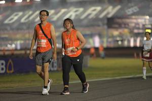 BIB: 21618, 259
                            <button type="button" onclick="openModal(14419785)" class="btn btn-primary btn-sm float-right btn-popup" data-toggle="modal" data-target=".modal-high-quality">
                        <i class="fas fa-shopping-cart"></i> Add to Cart
                    </button>
                                            <button type="button" onclick="isThisMe(14419785, true)" class="btn btn-success btn-sm float-right btn-popup btn-isme hidden" data-toggle="tooltip" data-placement="bottom" title="นี่คือรูปของคุณใช่ไหม คลิกที่นี่เพื่อเอาเข้าอัลบั้ม">
                        <i class="fas fa-plus"></i> Add to album
                    </button>
                    <button type="button" onclick="isThisMe(14419785, false)" class="btn btn-warning btn-sm float-right btn-popup btn-isnotme hidden">
                        <i class="fas fa-ban"></i> Remove from album
                    </button>