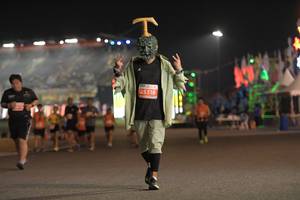 BIB: 25318
                            <button type="button" onclick="openModal(14415239)" class="btn btn-primary btn-sm float-right btn-popup" data-toggle="modal" data-target=".modal-high-quality">
                        <i class="fas fa-shopping-cart"></i> Add to Cart
                    </button>
                                            <button type="button" onclick="isThisMe(14415239, true)" class="btn btn-success btn-sm float-right btn-popup btn-isme hidden" data-toggle="tooltip" data-placement="bottom" title="นี่คือรูปของคุณใช่ไหม คลิกที่นี่เพื่อเอาเข้าอัลบั้ม">
                        <i class="fas fa-plus"></i> Add to album
                    </button>
                    <button type="button" onclick="isThisMe(14415239, false)" class="btn btn-warning btn-sm float-right btn-popup btn-isnotme hidden">
                        <i class="fas fa-ban"></i> Remove from album
                    </button>