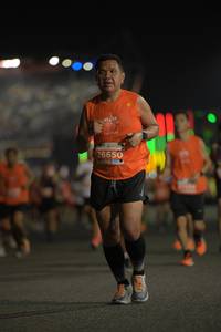 BIB: 26650
                            <button type="button" onclick="openModal(13971658)" class="btn btn-primary btn-sm float-right btn-popup" data-toggle="modal" data-target=".modal-high-quality">
                        <i class="fas fa-shopping-cart"></i> Add to Cart
                    </button>
                                            <button type="button" onclick="isThisMe(13971658, true)" class="btn btn-success btn-sm float-right btn-popup btn-isme hidden" data-toggle="tooltip" data-placement="bottom" title="นี่คือรูปของคุณใช่ไหม คลิกที่นี่เพื่อเอาเข้าอัลบั้ม">
                        <i class="fas fa-plus"></i> Add to album
                    </button>
                    <button type="button" onclick="isThisMe(13971658, false)" class="btn btn-warning btn-sm float-right btn-popup btn-isnotme hidden">
                        <i class="fas fa-ban"></i> Remove from album
                    </button>