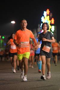 BIB: 20601, 21222
                            <button type="button" onclick="openModal(14398833)" class="btn btn-primary btn-sm float-right btn-popup" data-toggle="modal" data-target=".modal-high-quality">
                        <i class="fas fa-shopping-cart"></i> Add to Cart
                    </button>
                                            <button type="button" onclick="isThisMe(14398833, true)" class="btn btn-success btn-sm float-right btn-popup btn-isme hidden" data-toggle="tooltip" data-placement="bottom" title="นี่คือรูปของคุณใช่ไหม คลิกที่นี่เพื่อเอาเข้าอัลบั้ม">
                        <i class="fas fa-plus"></i> Add to album
                    </button>
                    <button type="button" onclick="isThisMe(14398833, false)" class="btn btn-warning btn-sm float-right btn-popup btn-isnotme hidden">
                        <i class="fas fa-ban"></i> Remove from album
                    </button>