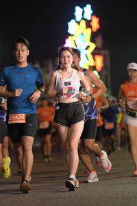 BIB: 22424, 
                            <button type="button" onclick="openModal(14405154)" class="btn btn-primary btn-sm float-right btn-popup" data-toggle="modal" data-target=".modal-high-quality">
                        <i class="fas fa-shopping-cart"></i> Add to Cart
                    </button>
                                            <button type="button" onclick="isThisMe(14405154, true)" class="btn btn-success btn-sm float-right btn-popup btn-isme hidden" data-toggle="tooltip" data-placement="bottom" title="นี่คือรูปของคุณใช่ไหม คลิกที่นี่เพื่อเอาเข้าอัลบั้ม">
                        <i class="fas fa-plus"></i> Add to album
                    </button>
                    <button type="button" onclick="isThisMe(14405154, false)" class="btn btn-warning btn-sm float-right btn-popup btn-isnotme hidden">
                        <i class="fas fa-ban"></i> Remove from album
                    </button>