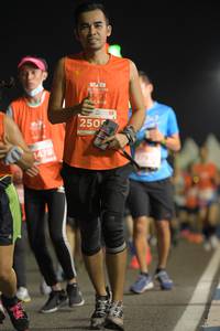 BIB: 250, 1478
                            <button type="button" onclick="openModal(14426315)" class="btn btn-primary btn-sm float-right btn-popup" data-toggle="modal" data-target=".modal-high-quality">
                        <i class="fas fa-shopping-cart"></i> Add to Cart
                    </button>
                                            <button type="button" onclick="isThisMe(14426315, true)" class="btn btn-success btn-sm float-right btn-popup btn-isme hidden" data-toggle="tooltip" data-placement="bottom" title="นี่คือรูปของคุณใช่ไหม คลิกที่นี่เพื่อเอาเข้าอัลบั้ม">
                        <i class="fas fa-plus"></i> Add to album
                    </button>
                    <button type="button" onclick="isThisMe(14426315, false)" class="btn btn-warning btn-sm float-right btn-popup btn-isnotme hidden">
                        <i class="fas fa-ban"></i> Remove from album
                    </button>