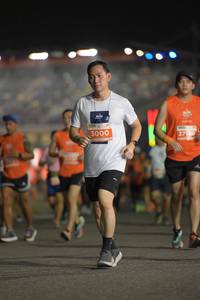 BIB: 3000, 271
                            <button type="button" onclick="openModal(14396207)" class="btn btn-primary btn-sm float-right btn-popup" data-toggle="modal" data-target=".modal-high-quality">
                        <i class="fas fa-shopping-cart"></i> Add to Cart
                    </button>
                                            <button type="button" onclick="isThisMe(14396207, true)" class="btn btn-success btn-sm float-right btn-popup btn-isme hidden" data-toggle="tooltip" data-placement="bottom" title="นี่คือรูปของคุณใช่ไหม คลิกที่นี่เพื่อเอาเข้าอัลบั้ม">
                        <i class="fas fa-plus"></i> Add to album
                    </button>
                    <button type="button" onclick="isThisMe(14396207, false)" class="btn btn-warning btn-sm float-right btn-popup btn-isnotme hidden">
                        <i class="fas fa-ban"></i> Remove from album
                    </button>