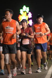 BIB: 77209, 2175, 24043
                            <button type="button" onclick="openModal(14423859)" class="btn btn-primary btn-sm float-right btn-popup" data-toggle="modal" data-target=".modal-high-quality">
                        <i class="fas fa-shopping-cart"></i> Add to Cart
                    </button>
                                            <button type="button" onclick="isThisMe(14423859, true)" class="btn btn-success btn-sm float-right btn-popup btn-isme hidden" data-toggle="tooltip" data-placement="bottom" title="นี่คือรูปของคุณใช่ไหม คลิกที่นี่เพื่อเอาเข้าอัลบั้ม">
                        <i class="fas fa-plus"></i> Add to album
                    </button>
                    <button type="button" onclick="isThisMe(14423859, false)" class="btn btn-warning btn-sm float-right btn-popup btn-isnotme hidden">
                        <i class="fas fa-ban"></i> Remove from album
                    </button>