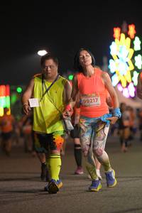 BIB: 99217
                            <button type="button" onclick="openModal(14405717)" class="btn btn-primary btn-sm float-right btn-popup" data-toggle="modal" data-target=".modal-high-quality">
                        <i class="fas fa-shopping-cart"></i> Add to Cart
                    </button>
                                            <button type="button" onclick="isThisMe(14405717, true)" class="btn btn-success btn-sm float-right btn-popup btn-isme hidden" data-toggle="tooltip" data-placement="bottom" title="นี่คือรูปของคุณใช่ไหม คลิกที่นี่เพื่อเอาเข้าอัลบั้ม">
                        <i class="fas fa-plus"></i> Add to album
                    </button>
                    <button type="button" onclick="isThisMe(14405717, false)" class="btn btn-warning btn-sm float-right btn-popup btn-isnotme hidden">
                        <i class="fas fa-ban"></i> Remove from album
                    </button>