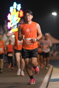 BIB: 2624
                            <button type="button" onclick="openModal(14397284)" class="btn btn-primary btn-sm float-right btn-popup" data-toggle="modal" data-target=".modal-high-quality">
                        <i class="fas fa-shopping-cart"></i> Add to Cart
                    </button>
                                            <button type="button" onclick="isThisMe(14397284, true)" class="btn btn-success btn-sm float-right btn-popup btn-isme hidden" data-toggle="tooltip" data-placement="bottom" title="นี่คือรูปของคุณใช่ไหม คลิกที่นี่เพื่อเอาเข้าอัลบั้ม">
                        <i class="fas fa-plus"></i> Add to album
                    </button>
                    <button type="button" onclick="isThisMe(14397284, false)" class="btn btn-warning btn-sm float-right btn-popup btn-isnotme hidden">
                        <i class="fas fa-ban"></i> Remove from album
                    </button>