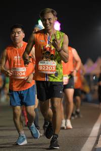 BIB: 92203, 83204
                            <button type="button" onclick="openModal(14418433)" class="btn btn-primary btn-sm float-right btn-popup" data-toggle="modal" data-target=".modal-high-quality">
                        <i class="fas fa-shopping-cart"></i> Add to Cart
                    </button>
                                            <button type="button" onclick="isThisMe(14418433, true)" class="btn btn-success btn-sm float-right btn-popup btn-isme hidden" data-toggle="tooltip" data-placement="bottom" title="นี่คือรูปของคุณใช่ไหม คลิกที่นี่เพื่อเอาเข้าอัลบั้ม">
                        <i class="fas fa-plus"></i> Add to album
                    </button>
                    <button type="button" onclick="isThisMe(14418433, false)" class="btn btn-warning btn-sm float-right btn-popup btn-isnotme hidden">
                        <i class="fas fa-ban"></i> Remove from album
                    </button>