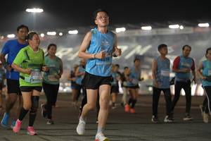 BIB: 5516, 1301
                            <button type="button" onclick="openModal(14460736)" class="btn btn-primary btn-sm float-right btn-popup" data-toggle="modal" data-target=".modal-high-quality">
                        <i class="fas fa-shopping-cart"></i> Add to Cart
                    </button>
                                            <button type="button" onclick="isThisMe(14460736, true)" class="btn btn-success btn-sm float-right btn-popup btn-isme hidden" data-toggle="tooltip" data-placement="bottom" title="นี่คือรูปของคุณใช่ไหม คลิกที่นี่เพื่อเอาเข้าอัลบั้ม">
                        <i class="fas fa-plus"></i> Add to album
                    </button>
                    <button type="button" onclick="isThisMe(14460736, false)" class="btn btn-warning btn-sm float-right btn-popup btn-isnotme hidden">
                        <i class="fas fa-ban"></i> Remove from album
                    </button>