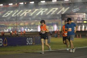 BIB: 215
                            <button type="button" onclick="openModal(14414781)" class="btn btn-primary btn-sm float-right btn-popup" data-toggle="modal" data-target=".modal-high-quality">
                        <i class="fas fa-shopping-cart"></i> Add to Cart
                    </button>
                                            <button type="button" onclick="isThisMe(14414781, true)" class="btn btn-success btn-sm float-right btn-popup btn-isme hidden" data-toggle="tooltip" data-placement="bottom" title="นี่คือรูปของคุณใช่ไหม คลิกที่นี่เพื่อเอาเข้าอัลบั้ม">
                        <i class="fas fa-plus"></i> Add to album
                    </button>
                    <button type="button" onclick="isThisMe(14414781, false)" class="btn btn-warning btn-sm float-right btn-popup btn-isnotme hidden">
                        <i class="fas fa-ban"></i> Remove from album
                    </button>