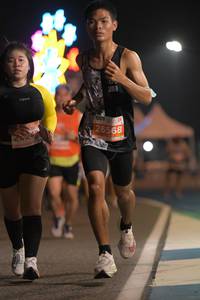 BIB: 26568
                            <button type="button" onclick="openModal(14402645)" class="btn btn-primary btn-sm float-right btn-popup" data-toggle="modal" data-target=".modal-high-quality">
                        <i class="fas fa-shopping-cart"></i> Add to Cart
                    </button>
                                            <button type="button" onclick="isThisMe(14402645, true)" class="btn btn-success btn-sm float-right btn-popup btn-isme hidden" data-toggle="tooltip" data-placement="bottom" title="นี่คือรูปของคุณใช่ไหม คลิกที่นี่เพื่อเอาเข้าอัลบั้ม">
                        <i class="fas fa-plus"></i> Add to album
                    </button>
                    <button type="button" onclick="isThisMe(14402645, false)" class="btn btn-warning btn-sm float-right btn-popup btn-isnotme hidden">
                        <i class="fas fa-ban"></i> Remove from album
                    </button>