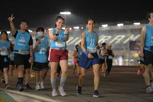 BIB: 13075, 11431, 1699
                            <button type="button" onclick="openModal(14458732)" class="btn btn-primary btn-sm float-right btn-popup" data-toggle="modal" data-target=".modal-high-quality">
                        <i class="fas fa-shopping-cart"></i> Add to Cart
                    </button>
                                            <button type="button" onclick="isThisMe(14458732, true)" class="btn btn-success btn-sm float-right btn-popup btn-isme hidden" data-toggle="tooltip" data-placement="bottom" title="นี่คือรูปของคุณใช่ไหม คลิกที่นี่เพื่อเอาเข้าอัลบั้ม">
                        <i class="fas fa-plus"></i> Add to album
                    </button>
                    <button type="button" onclick="isThisMe(14458732, false)" class="btn btn-warning btn-sm float-right btn-popup btn-isnotme hidden">
                        <i class="fas fa-ban"></i> Remove from album
                    </button>