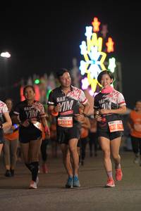 BIB: 95184
                            <button type="button" onclick="openModal(14406039)" class="btn btn-primary btn-sm float-right btn-popup" data-toggle="modal" data-target=".modal-high-quality">
                        <i class="fas fa-shopping-cart"></i> Add to Cart
                    </button>
                                            <button type="button" onclick="isThisMe(14406039, true)" class="btn btn-success btn-sm float-right btn-popup btn-isme hidden" data-toggle="tooltip" data-placement="bottom" title="นี่คือรูปของคุณใช่ไหม คลิกที่นี่เพื่อเอาเข้าอัลบั้ม">
                        <i class="fas fa-plus"></i> Add to album
                    </button>
                    <button type="button" onclick="isThisMe(14406039, false)" class="btn btn-warning btn-sm float-right btn-popup btn-isnotme hidden">
                        <i class="fas fa-ban"></i> Remove from album
                    </button>