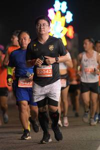 BIB: 22042, 25422
                            <button type="button" onclick="openModal(14405792)" class="btn btn-primary btn-sm float-right btn-popup" data-toggle="modal" data-target=".modal-high-quality">
                        <i class="fas fa-shopping-cart"></i> Add to Cart
                    </button>
                                            <button type="button" onclick="isThisMe(14405792, true)" class="btn btn-success btn-sm float-right btn-popup btn-isme hidden" data-toggle="tooltip" data-placement="bottom" title="นี่คือรูปของคุณใช่ไหม คลิกที่นี่เพื่อเอาเข้าอัลบั้ม">
                        <i class="fas fa-plus"></i> Add to album
                    </button>
                    <button type="button" onclick="isThisMe(14405792, false)" class="btn btn-warning btn-sm float-right btn-popup btn-isnotme hidden">
                        <i class="fas fa-ban"></i> Remove from album
                    </button>