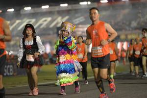 BIB: 95246, 2952, 9492
                            <button type="button" onclick="openModal(14412822)" class="btn btn-primary btn-sm float-right btn-popup" data-toggle="modal" data-target=".modal-high-quality">
                        <i class="fas fa-shopping-cart"></i> Add to Cart
                    </button>
                                            <button type="button" onclick="isThisMe(14412822, true)" class="btn btn-success btn-sm float-right btn-popup btn-isme hidden" data-toggle="tooltip" data-placement="bottom" title="นี่คือรูปของคุณใช่ไหม คลิกที่นี่เพื่อเอาเข้าอัลบั้ม">
                        <i class="fas fa-plus"></i> Add to album
                    </button>
                    <button type="button" onclick="isThisMe(14412822, false)" class="btn btn-warning btn-sm float-right btn-popup btn-isnotme hidden">
                        <i class="fas fa-ban"></i> Remove from album
                    </button>