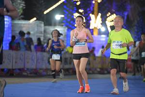BIB: 41589, 7853, 429
                            <button type="button" onclick="openModal(14567800)" class="btn btn-primary btn-sm float-right btn-popup" data-toggle="modal" data-target=".modal-high-quality">
                        <i class="fas fa-shopping-cart"></i> Add to Cart
                    </button>
                                            <button type="button" onclick="isThisMe(14567800, true)" class="btn btn-success btn-sm float-right btn-popup btn-isme hidden" data-toggle="tooltip" data-placement="bottom" title="นี่คือรูปของคุณใช่ไหม คลิกที่นี่เพื่อเอาเข้าอัลบั้ม">
                        <i class="fas fa-plus"></i> Add to album
                    </button>
                    <button type="button" onclick="isThisMe(14567800, false)" class="btn btn-warning btn-sm float-right btn-popup btn-isnotme hidden">
                        <i class="fas fa-ban"></i> Remove from album
                    </button>