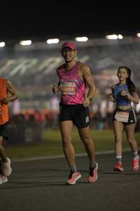 BIB: 25888, 23000
                            <button type="button" onclick="openModal(13955061)" class="btn btn-primary btn-sm float-right btn-popup" data-toggle="modal" data-target=".modal-high-quality">
                        <i class="fas fa-shopping-cart"></i> Add to Cart
                    </button>
                                            <button type="button" onclick="isThisMe(13955061, true)" class="btn btn-success btn-sm float-right btn-popup btn-isme hidden" data-toggle="tooltip" data-placement="bottom" title="นี่คือรูปของคุณใช่ไหม คลิกที่นี่เพื่อเอาเข้าอัลบั้ม">
                        <i class="fas fa-plus"></i> Add to album
                    </button>
                    <button type="button" onclick="isThisMe(13955061, false)" class="btn btn-warning btn-sm float-right btn-popup btn-isnotme hidden">
                        <i class="fas fa-ban"></i> Remove from album
                    </button>