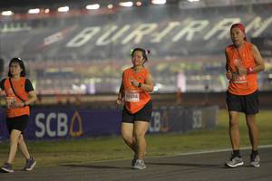 BIB: 25765, 99214
                            <button type="button" onclick="openModal(14419000)" class="btn btn-primary btn-sm float-right btn-popup" data-toggle="modal" data-target=".modal-high-quality">
                        <i class="fas fa-shopping-cart"></i> Add to Cart
                    </button>
                                            <button type="button" onclick="isThisMe(14419000, true)" class="btn btn-success btn-sm float-right btn-popup btn-isme hidden" data-toggle="tooltip" data-placement="bottom" title="นี่คือรูปของคุณใช่ไหม คลิกที่นี่เพื่อเอาเข้าอัลบั้ม">
                        <i class="fas fa-plus"></i> Add to album
                    </button>
                    <button type="button" onclick="isThisMe(14419000, false)" class="btn btn-warning btn-sm float-right btn-popup btn-isnotme hidden">
                        <i class="fas fa-ban"></i> Remove from album
                    </button>