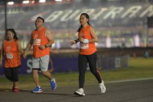 BIB: 76231, 7888
                            <button type="button" onclick="openModal(14420866)" class="btn btn-primary btn-sm float-right btn-popup" data-toggle="modal" data-target=".modal-high-quality">
                        <i class="fas fa-shopping-cart"></i> Add to Cart
                    </button>
                                            <button type="button" onclick="isThisMe(14420866, true)" class="btn btn-success btn-sm float-right btn-popup btn-isme hidden" data-toggle="tooltip" data-placement="bottom" title="นี่คือรูปของคุณใช่ไหม คลิกที่นี่เพื่อเอาเข้าอัลบั้ม">
                        <i class="fas fa-plus"></i> Add to album
                    </button>
                    <button type="button" onclick="isThisMe(14420866, false)" class="btn btn-warning btn-sm float-right btn-popup btn-isnotme hidden">
                        <i class="fas fa-ban"></i> Remove from album
                    </button>