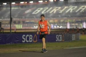 BIB: 1279
                            <button type="button" onclick="openModal(14420571)" class="btn btn-primary btn-sm float-right btn-popup" data-toggle="modal" data-target=".modal-high-quality">
                        <i class="fas fa-shopping-cart"></i> Add to Cart
                    </button>
                                            <button type="button" onclick="isThisMe(14420571, true)" class="btn btn-success btn-sm float-right btn-popup btn-isme hidden" data-toggle="tooltip" data-placement="bottom" title="นี่คือรูปของคุณใช่ไหม คลิกที่นี่เพื่อเอาเข้าอัลบั้ม">
                        <i class="fas fa-plus"></i> Add to album
                    </button>
                    <button type="button" onclick="isThisMe(14420571, false)" class="btn btn-warning btn-sm float-right btn-popup btn-isnotme hidden">
                        <i class="fas fa-ban"></i> Remove from album
                    </button>