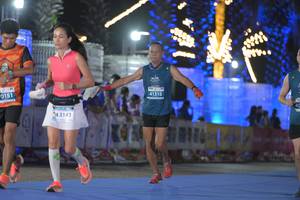 BIB: 41315, 0151, 43141
                            <button type="button" onclick="openModal(14582745)" class="btn btn-primary btn-sm float-right btn-popup" data-toggle="modal" data-target=".modal-high-quality">
                        <i class="fas fa-shopping-cart"></i> Add to Cart
                    </button>
                                            <button type="button" onclick="isThisMe(14582745, true)" class="btn btn-success btn-sm float-right btn-popup btn-isme hidden" data-toggle="tooltip" data-placement="bottom" title="นี่คือรูปของคุณใช่ไหม คลิกที่นี่เพื่อเอาเข้าอัลบั้ม">
                        <i class="fas fa-plus"></i> Add to album
                    </button>
                    <button type="button" onclick="isThisMe(14582745, false)" class="btn btn-warning btn-sm float-right btn-popup btn-isnotme hidden">
                        <i class="fas fa-ban"></i> Remove from album
                    </button>