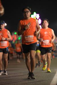 BIB: 26923, 20562, 26081
                            <button type="button" onclick="openModal(14400573)" class="btn btn-primary btn-sm float-right btn-popup" data-toggle="modal" data-target=".modal-high-quality">
                        <i class="fas fa-shopping-cart"></i> Add to Cart
                    </button>
                                            <button type="button" onclick="isThisMe(14400573, true)" class="btn btn-success btn-sm float-right btn-popup btn-isme hidden" data-toggle="tooltip" data-placement="bottom" title="นี่คือรูปของคุณใช่ไหม คลิกที่นี่เพื่อเอาเข้าอัลบั้ม">
                        <i class="fas fa-plus"></i> Add to album
                    </button>
                    <button type="button" onclick="isThisMe(14400573, false)" class="btn btn-warning btn-sm float-right btn-popup btn-isnotme hidden">
                        <i class="fas fa-ban"></i> Remove from album
                    </button>