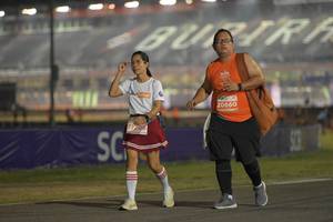 BIB: 20660, 77206
                            <button type="button" onclick="openModal(14420162)" class="btn btn-primary btn-sm float-right btn-popup" data-toggle="modal" data-target=".modal-high-quality">
                        <i class="fas fa-shopping-cart"></i> Add to Cart
                    </button>
                                            <button type="button" onclick="isThisMe(14420162, true)" class="btn btn-success btn-sm float-right btn-popup btn-isme hidden" data-toggle="tooltip" data-placement="bottom" title="นี่คือรูปของคุณใช่ไหม คลิกที่นี่เพื่อเอาเข้าอัลบั้ม">
                        <i class="fas fa-plus"></i> Add to album
                    </button>
                    <button type="button" onclick="isThisMe(14420162, false)" class="btn btn-warning btn-sm float-right btn-popup btn-isnotme hidden">
                        <i class="fas fa-ban"></i> Remove from album
                    </button>