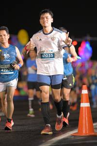 BIB: 41035, 42270
                            <button type="button" onclick="openModal(14473864)" class="btn btn-primary btn-sm float-right btn-popup" data-toggle="modal" data-target=".modal-high-quality">
                        <i class="fas fa-shopping-cart"></i> Add to Cart
                    </button>
                                            <button type="button" onclick="isThisMe(14473864, true)" class="btn btn-success btn-sm float-right btn-popup btn-isme hidden" data-toggle="tooltip" data-placement="bottom" title="นี่คือรูปของคุณใช่ไหม คลิกที่นี่เพื่อเอาเข้าอัลบั้ม">
                        <i class="fas fa-plus"></i> Add to album
                    </button>
                    <button type="button" onclick="isThisMe(14473864, false)" class="btn btn-warning btn-sm float-right btn-popup btn-isnotme hidden">
                        <i class="fas fa-ban"></i> Remove from album
                    </button>