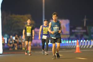 BIB: 46306
                            <button type="button" onclick="openModal(14427428)" class="btn btn-primary btn-sm float-right btn-popup" data-toggle="modal" data-target=".modal-high-quality">
                        <i class="fas fa-shopping-cart"></i> Add to Cart
                    </button>
                                            <button type="button" onclick="isThisMe(14427428, true)" class="btn btn-success btn-sm float-right btn-popup btn-isme hidden" data-toggle="tooltip" data-placement="bottom" title="นี่คือรูปของคุณใช่ไหม คลิกที่นี่เพื่อเอาเข้าอัลบั้ม">
                        <i class="fas fa-plus"></i> Add to album
                    </button>
                    <button type="button" onclick="isThisMe(14427428, false)" class="btn btn-warning btn-sm float-right btn-popup btn-isnotme hidden">
                        <i class="fas fa-ban"></i> Remove from album
                    </button>