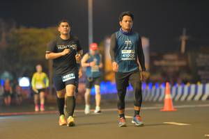 BIB: 41006, 46819
                            <button type="button" onclick="openModal(13989326)" class="btn btn-primary btn-sm float-right btn-popup" data-toggle="modal" data-target=".modal-high-quality">
                        <i class="fas fa-shopping-cart"></i> Add to Cart
                    </button>
                                            <button type="button" onclick="isThisMe(13989326, true)" class="btn btn-success btn-sm float-right btn-popup btn-isme hidden" data-toggle="tooltip" data-placement="bottom" title="นี่คือรูปของคุณใช่ไหม คลิกที่นี่เพื่อเอาเข้าอัลบั้ม">
                        <i class="fas fa-plus"></i> Add to album
                    </button>
                    <button type="button" onclick="isThisMe(13989326, false)" class="btn btn-warning btn-sm float-right btn-popup btn-isnotme hidden">
                        <i class="fas fa-ban"></i> Remove from album
                    </button>