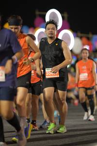 BIB: 206
                            <button type="button" onclick="openModal(14516099)" class="btn btn-primary btn-sm float-right btn-popup" data-toggle="modal" data-target=".modal-high-quality">
                        <i class="fas fa-shopping-cart"></i> Add to Cart
                    </button>
                                            <button type="button" onclick="isThisMe(14516099, true)" class="btn btn-success btn-sm float-right btn-popup btn-isme hidden" data-toggle="tooltip" data-placement="bottom" title="นี่คือรูปของคุณใช่ไหม คลิกที่นี่เพื่อเอาเข้าอัลบั้ม">
                        <i class="fas fa-plus"></i> Add to album
                    </button>
                    <button type="button" onclick="isThisMe(14516099, false)" class="btn btn-warning btn-sm float-right btn-popup btn-isnotme hidden">
                        <i class="fas fa-ban"></i> Remove from album
                    </button>