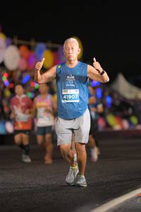 BIB: 201, 41907
                            <button type="button" onclick="openModal(14500417)" class="btn btn-primary btn-sm float-right btn-popup" data-toggle="modal" data-target=".modal-high-quality">
                        <i class="fas fa-shopping-cart"></i> Add to Cart
                    </button>
                                            <button type="button" onclick="isThisMe(14500417, true)" class="btn btn-success btn-sm float-right btn-popup btn-isme hidden" data-toggle="tooltip" data-placement="bottom" title="นี่คือรูปของคุณใช่ไหม คลิกที่นี่เพื่อเอาเข้าอัลบั้ม">
                        <i class="fas fa-plus"></i> Add to album
                    </button>
                    <button type="button" onclick="isThisMe(14500417, false)" class="btn btn-warning btn-sm float-right btn-popup btn-isnotme hidden">
                        <i class="fas fa-ban"></i> Remove from album
                    </button>