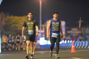 BIB: 40120, 41082
                            <button type="button" onclick="openModal(14427463)" class="btn btn-primary btn-sm float-right btn-popup" data-toggle="modal" data-target=".modal-high-quality">
                        <i class="fas fa-shopping-cart"></i> Add to Cart
                    </button>
                                            <button type="button" onclick="isThisMe(14427463, true)" class="btn btn-success btn-sm float-right btn-popup btn-isme hidden" data-toggle="tooltip" data-placement="bottom" title="นี่คือรูปของคุณใช่ไหม คลิกที่นี่เพื่อเอาเข้าอัลบั้ม">
                        <i class="fas fa-plus"></i> Add to album
                    </button>
                    <button type="button" onclick="isThisMe(14427463, false)" class="btn btn-warning btn-sm float-right btn-popup btn-isnotme hidden">
                        <i class="fas fa-ban"></i> Remove from album
                    </button>