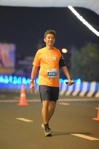 BIB: 4107, 136
                            <button type="button" onclick="openModal(14394517)" class="btn btn-primary btn-sm float-right btn-popup" data-toggle="modal" data-target=".modal-high-quality">
                        <i class="fas fa-shopping-cart"></i> Add to Cart
                    </button>
                                            <button type="button" onclick="isThisMe(14394517, true)" class="btn btn-success btn-sm float-right btn-popup btn-isme hidden" data-toggle="tooltip" data-placement="bottom" title="นี่คือรูปของคุณใช่ไหม คลิกที่นี่เพื่อเอาเข้าอัลบั้ม">
                        <i class="fas fa-plus"></i> Add to album
                    </button>
                    <button type="button" onclick="isThisMe(14394517, false)" class="btn btn-warning btn-sm float-right btn-popup btn-isnotme hidden">
                        <i class="fas fa-ban"></i> Remove from album
                    </button>