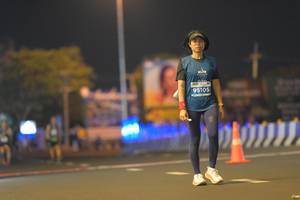 BIB: 95105
                            <button type="button" onclick="openModal(13993191)" class="btn btn-primary btn-sm float-right btn-popup" data-toggle="modal" data-target=".modal-high-quality">
                        <i class="fas fa-shopping-cart"></i> Add to Cart
                    </button>
                                            <button type="button" onclick="isThisMe(13993191, true)" class="btn btn-success btn-sm float-right btn-popup btn-isme hidden" data-toggle="tooltip" data-placement="bottom" title="นี่คือรูปของคุณใช่ไหม คลิกที่นี่เพื่อเอาเข้าอัลบั้ม">
                        <i class="fas fa-plus"></i> Add to album
                    </button>
                    <button type="button" onclick="isThisMe(13993191, false)" class="btn btn-warning btn-sm float-right btn-popup btn-isnotme hidden">
                        <i class="fas fa-ban"></i> Remove from album
                    </button>