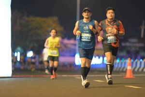 BIB: 47013, 41080
                            <button type="button" onclick="openModal(14412714)" class="btn btn-primary btn-sm float-right btn-popup" data-toggle="modal" data-target=".modal-high-quality">
                        <i class="fas fa-shopping-cart"></i> Add to Cart
                    </button>
                                            <button type="button" onclick="isThisMe(14412714, true)" class="btn btn-success btn-sm float-right btn-popup btn-isme hidden" data-toggle="tooltip" data-placement="bottom" title="นี่คือรูปของคุณใช่ไหม คลิกที่นี่เพื่อเอาเข้าอัลบั้ม">
                        <i class="fas fa-plus"></i> Add to album
                    </button>
                    <button type="button" onclick="isThisMe(14412714, false)" class="btn btn-warning btn-sm float-right btn-popup btn-isnotme hidden">
                        <i class="fas fa-ban"></i> Remove from album
                    </button>