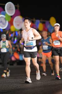 BIB: 40020, 42967, 42500
                            <button type="button" onclick="openModal(14489454)" class="btn btn-primary btn-sm float-right btn-popup" data-toggle="modal" data-target=".modal-high-quality">
                        <i class="fas fa-shopping-cart"></i> Add to Cart
                    </button>
                                            <button type="button" onclick="isThisMe(14489454, true)" class="btn btn-success btn-sm float-right btn-popup btn-isme hidden" data-toggle="tooltip" data-placement="bottom" title="นี่คือรูปของคุณใช่ไหม คลิกที่นี่เพื่อเอาเข้าอัลบั้ม">
                        <i class="fas fa-plus"></i> Add to album
                    </button>
                    <button type="button" onclick="isThisMe(14489454, false)" class="btn btn-warning btn-sm float-right btn-popup btn-isnotme hidden">
                        <i class="fas fa-ban"></i> Remove from album
                    </button>