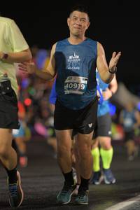 BIB: 7021, 40919
                            <button type="button" onclick="openModal(14477713)" class="btn btn-primary btn-sm float-right btn-popup" data-toggle="modal" data-target=".modal-high-quality">
                        <i class="fas fa-shopping-cart"></i> Add to Cart
                    </button>
                                            <button type="button" onclick="isThisMe(14477713, true)" class="btn btn-success btn-sm float-right btn-popup btn-isme hidden" data-toggle="tooltip" data-placement="bottom" title="นี่คือรูปของคุณใช่ไหม คลิกที่นี่เพื่อเอาเข้าอัลบั้ม">
                        <i class="fas fa-plus"></i> Add to album
                    </button>
                    <button type="button" onclick="isThisMe(14477713, false)" class="btn btn-warning btn-sm float-right btn-popup btn-isnotme hidden">
                        <i class="fas fa-ban"></i> Remove from album
                    </button>