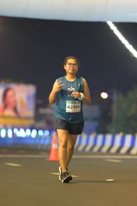 BIB: 42985
                            <button type="button" onclick="openModal(14426782)" class="btn btn-primary btn-sm float-right btn-popup" data-toggle="modal" data-target=".modal-high-quality">
                        <i class="fas fa-shopping-cart"></i> Add to Cart
                    </button>
                                            <button type="button" onclick="isThisMe(14426782, true)" class="btn btn-success btn-sm float-right btn-popup btn-isme hidden" data-toggle="tooltip" data-placement="bottom" title="นี่คือรูปของคุณใช่ไหม คลิกที่นี่เพื่อเอาเข้าอัลบั้ม">
                        <i class="fas fa-plus"></i> Add to album
                    </button>
                    <button type="button" onclick="isThisMe(14426782, false)" class="btn btn-warning btn-sm float-right btn-popup btn-isnotme hidden">
                        <i class="fas fa-ban"></i> Remove from album
                    </button>