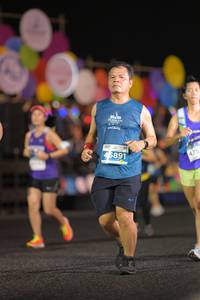 BIB: 201, 5891, 475
                            <button type="button" onclick="openModal(14506409)" class="btn btn-primary btn-sm float-right btn-popup" data-toggle="modal" data-target=".modal-high-quality">
                        <i class="fas fa-shopping-cart"></i> Add to Cart
                    </button>
                                            <button type="button" onclick="isThisMe(14506409, true)" class="btn btn-success btn-sm float-right btn-popup btn-isme hidden" data-toggle="tooltip" data-placement="bottom" title="นี่คือรูปของคุณใช่ไหม คลิกที่นี่เพื่อเอาเข้าอัลบั้ม">
                        <i class="fas fa-plus"></i> Add to album
                    </button>
                    <button type="button" onclick="isThisMe(14506409, false)" class="btn btn-warning btn-sm float-right btn-popup btn-isnotme hidden">
                        <i class="fas fa-ban"></i> Remove from album
                    </button>