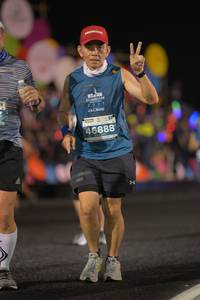 BIB: 021, 46888
                            <button type="button" onclick="openModal(14502663)" class="btn btn-primary btn-sm float-right btn-popup" data-toggle="modal" data-target=".modal-high-quality">
                        <i class="fas fa-shopping-cart"></i> Add to Cart
                    </button>
                                            <button type="button" onclick="isThisMe(14502663, true)" class="btn btn-success btn-sm float-right btn-popup btn-isme hidden" data-toggle="tooltip" data-placement="bottom" title="นี่คือรูปของคุณใช่ไหม คลิกที่นี่เพื่อเอาเข้าอัลบั้ม">
                        <i class="fas fa-plus"></i> Add to album
                    </button>
                    <button type="button" onclick="isThisMe(14502663, false)" class="btn btn-warning btn-sm float-right btn-popup btn-isnotme hidden">
                        <i class="fas fa-ban"></i> Remove from album
                    </button>