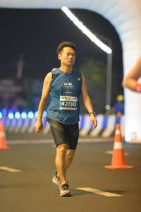 BIB: 42130
                            <button type="button" onclick="openModal(14395539)" class="btn btn-primary btn-sm float-right btn-popup" data-toggle="modal" data-target=".modal-high-quality">
                        <i class="fas fa-shopping-cart"></i> Add to Cart
                    </button>
                                            <button type="button" onclick="isThisMe(14395539, true)" class="btn btn-success btn-sm float-right btn-popup btn-isme hidden" data-toggle="tooltip" data-placement="bottom" title="นี่คือรูปของคุณใช่ไหม คลิกที่นี่เพื่อเอาเข้าอัลบั้ม">
                        <i class="fas fa-plus"></i> Add to album
                    </button>
                    <button type="button" onclick="isThisMe(14395539, false)" class="btn btn-warning btn-sm float-right btn-popup btn-isnotme hidden">
                        <i class="fas fa-ban"></i> Remove from album
                    </button>