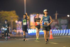 BIB: 746
                            <button type="button" onclick="openModal(13979244)" class="btn btn-primary btn-sm float-right btn-popup" data-toggle="modal" data-target=".modal-high-quality">
                        <i class="fas fa-shopping-cart"></i> Add to Cart
                    </button>
                                            <button type="button" onclick="isThisMe(13979244, true)" class="btn btn-success btn-sm float-right btn-popup btn-isme hidden" data-toggle="tooltip" data-placement="bottom" title="นี่คือรูปของคุณใช่ไหม คลิกที่นี่เพื่อเอาเข้าอัลบั้ม">
                        <i class="fas fa-plus"></i> Add to album
                    </button>
                    <button type="button" onclick="isThisMe(13979244, false)" class="btn btn-warning btn-sm float-right btn-popup btn-isnotme hidden">
                        <i class="fas fa-ban"></i> Remove from album
                    </button>