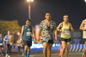 BIB: 43038, 40467, 609
                            <button type="button" onclick="openModal(14427069)" class="btn btn-primary btn-sm float-right btn-popup" data-toggle="modal" data-target=".modal-high-quality">
                        <i class="fas fa-shopping-cart"></i> Add to Cart
                    </button>
                                            <button type="button" onclick="isThisMe(14427069, true)" class="btn btn-success btn-sm float-right btn-popup btn-isme hidden" data-toggle="tooltip" data-placement="bottom" title="นี่คือรูปของคุณใช่ไหม คลิกที่นี่เพื่อเอาเข้าอัลบั้ม">
                        <i class="fas fa-plus"></i> Add to album
                    </button>
                    <button type="button" onclick="isThisMe(14427069, false)" class="btn btn-warning btn-sm float-right btn-popup btn-isnotme hidden">
                        <i class="fas fa-ban"></i> Remove from album
                    </button>