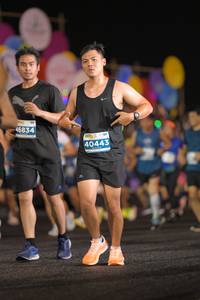 BIB: 46834, 40443
                            <button type="button" onclick="openModal(14488829)" class="btn btn-primary btn-sm float-right btn-popup" data-toggle="modal" data-target=".modal-high-quality">
                        <i class="fas fa-shopping-cart"></i> Add to Cart
                    </button>
                                            <button type="button" onclick="isThisMe(14488829, true)" class="btn btn-success btn-sm float-right btn-popup btn-isme hidden" data-toggle="tooltip" data-placement="bottom" title="นี่คือรูปของคุณใช่ไหม คลิกที่นี่เพื่อเอาเข้าอัลบั้ม">
                        <i class="fas fa-plus"></i> Add to album
                    </button>
                    <button type="button" onclick="isThisMe(14488829, false)" class="btn btn-warning btn-sm float-right btn-popup btn-isnotme hidden">
                        <i class="fas fa-ban"></i> Remove from album
                    </button>